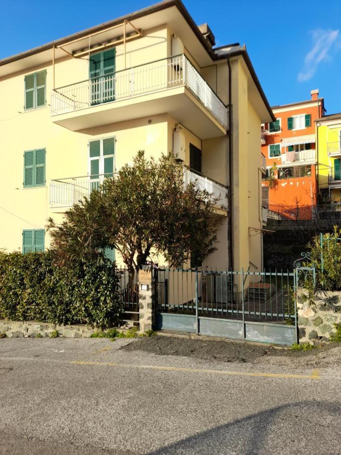 Casa Gina Secondo Piano Con Ascensore E Parcheggio Levanto Zewnętrze zdjęcie